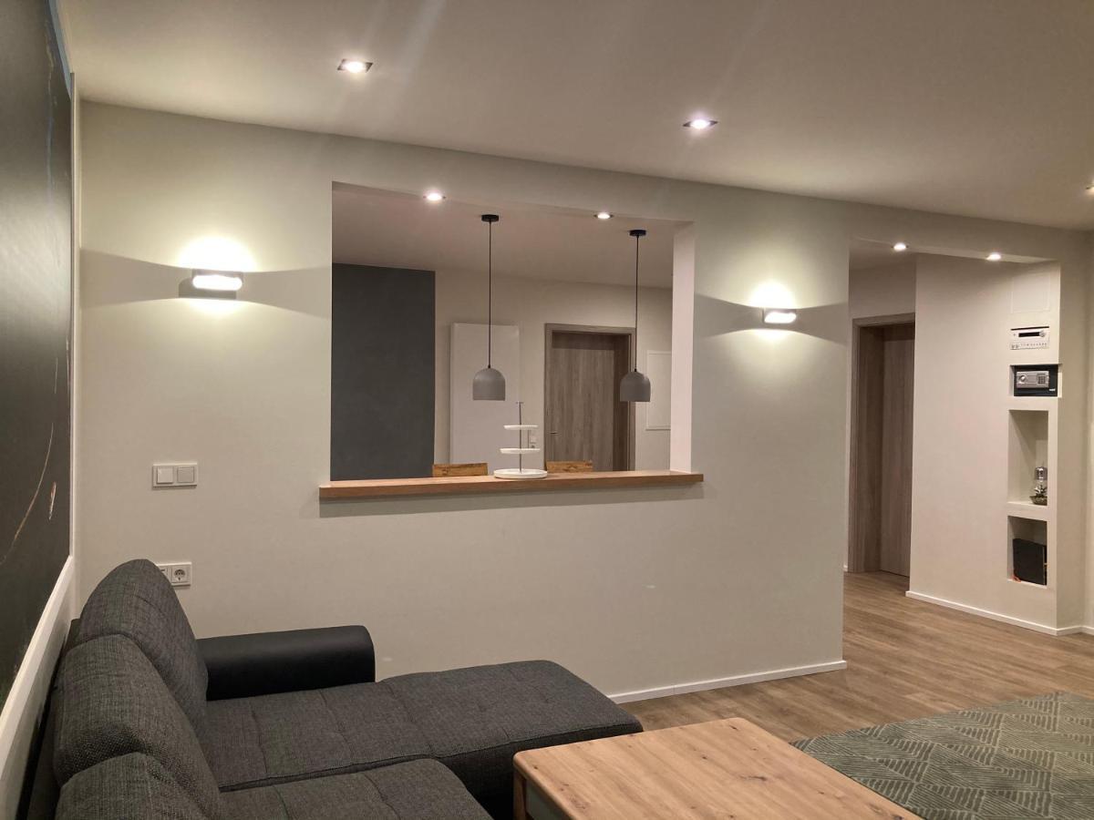 Ferienwohnung Am Saarweg แมร์ซิก ภายนอก รูปภาพ