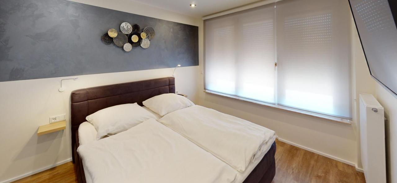 Ferienwohnung Am Saarweg แมร์ซิก ภายนอก รูปภาพ